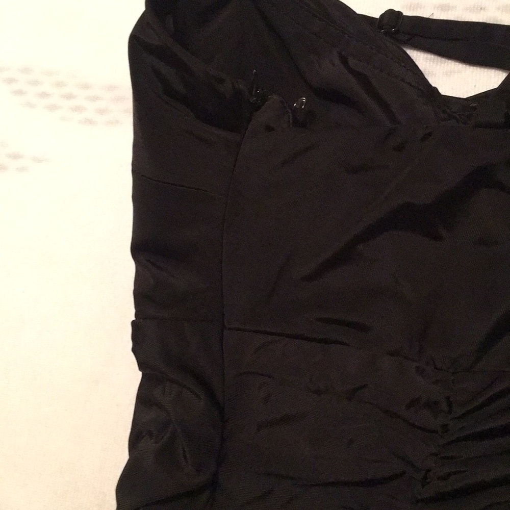 Dress - Picture 4 of 5